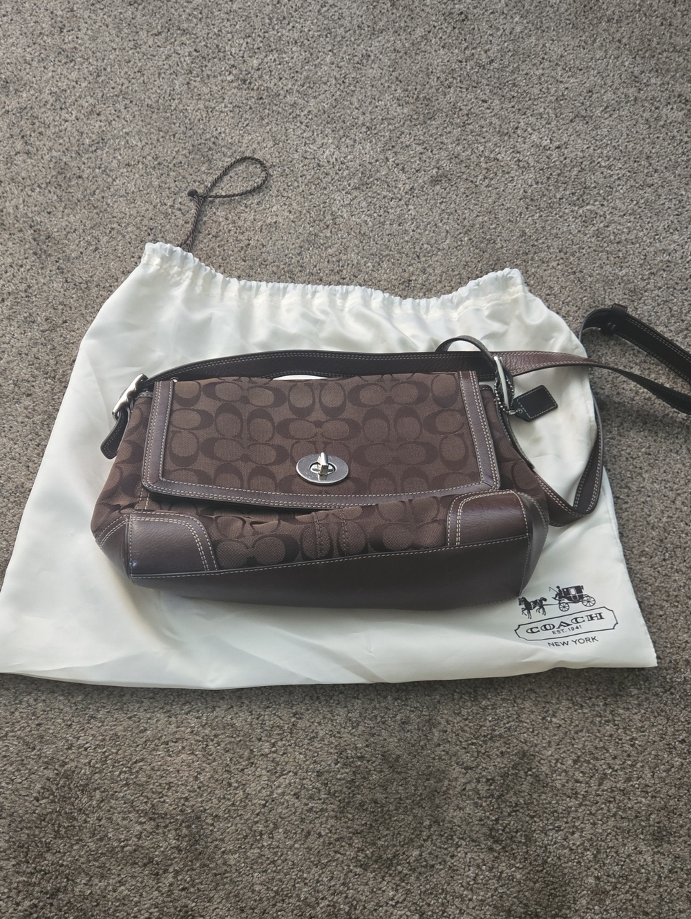 Vintage Coach Signature Turnlock Shoulder Bag – Brown – Great Condition
